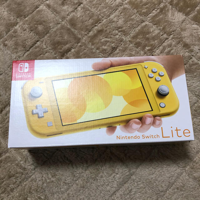 新品 ニンテンドー スイッチライト イエローSwitch right 本体の通販