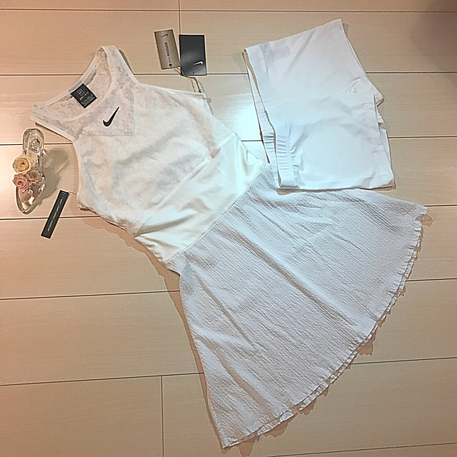 NIKE - テニスウェア ワンピース白 シャラポワモデル XSの通販 by