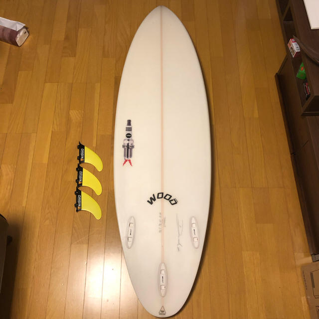 美品中古☆ トラビスロギー本人ボード 5.8 プロボード サーフボードの