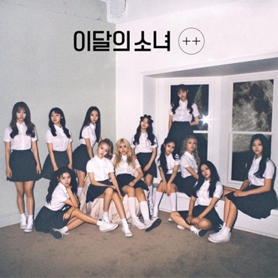 1st Mini Album: ++【通常盤】 (A-VER.) : LOONA (今月の少女