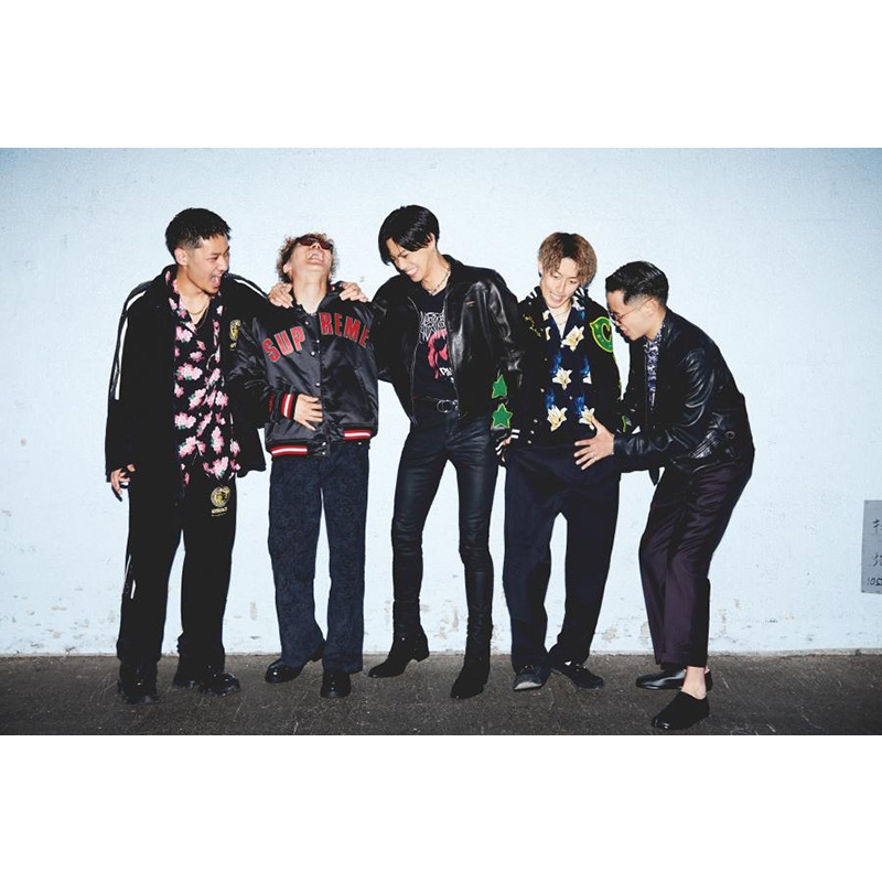 コムドット写真集 TRACE［アーティストシリーズM］ : コムドット