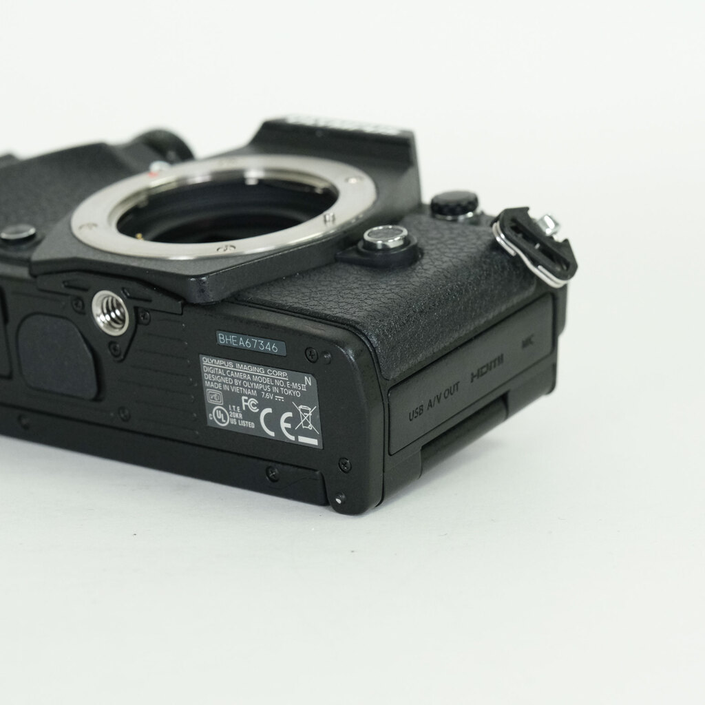 OLYMPUS OM-D E-M5 Mark IIの出品 | ONE SCENE（ワンシーン）