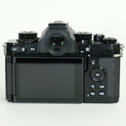 Nikon Z fcの出品 | ONE SCENE（ワンシーン）