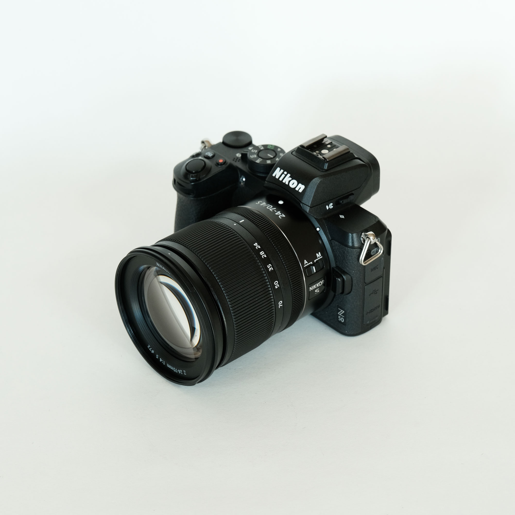 Nikon NIKKOR Z 24-70mm f/4 Sを徹底解説。愛用者のレビュー・作例付き