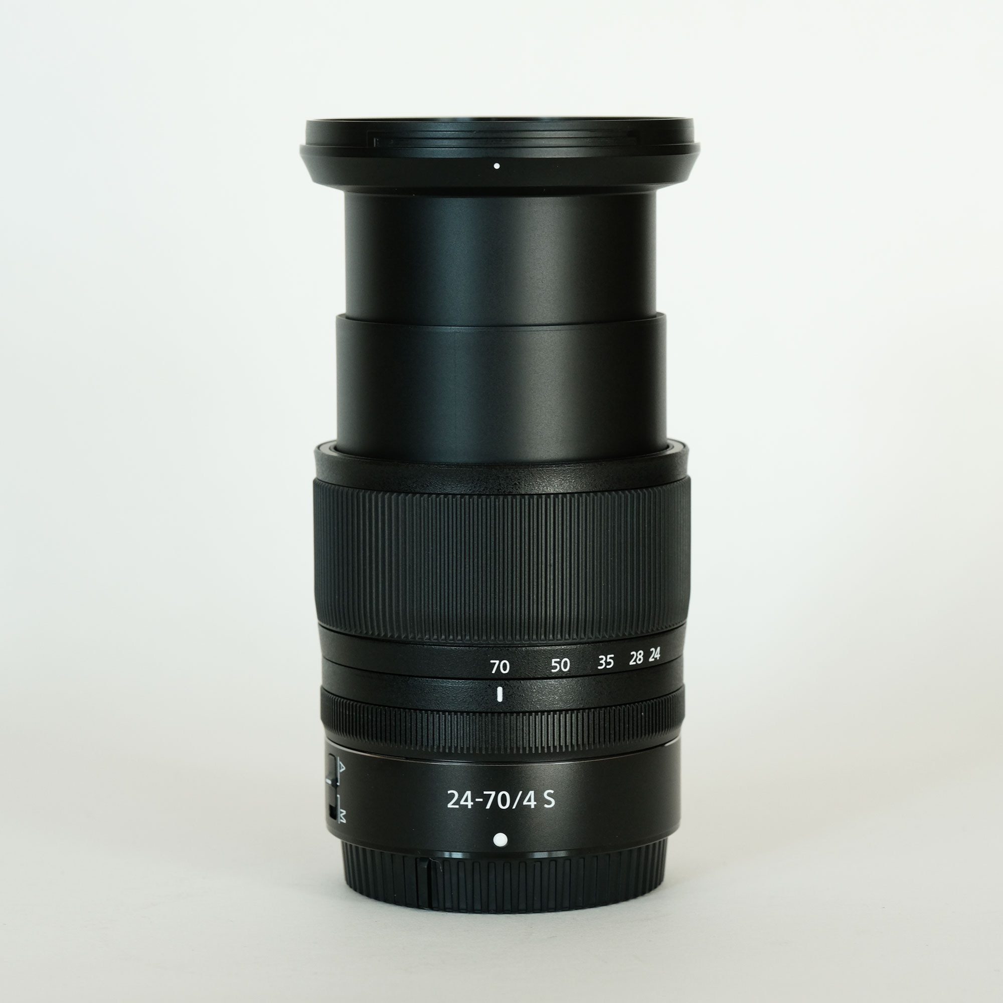 Nikon NIKKOR Z 24-70mm f/4 Sを徹底解説。愛用者のレビュー・作例付き