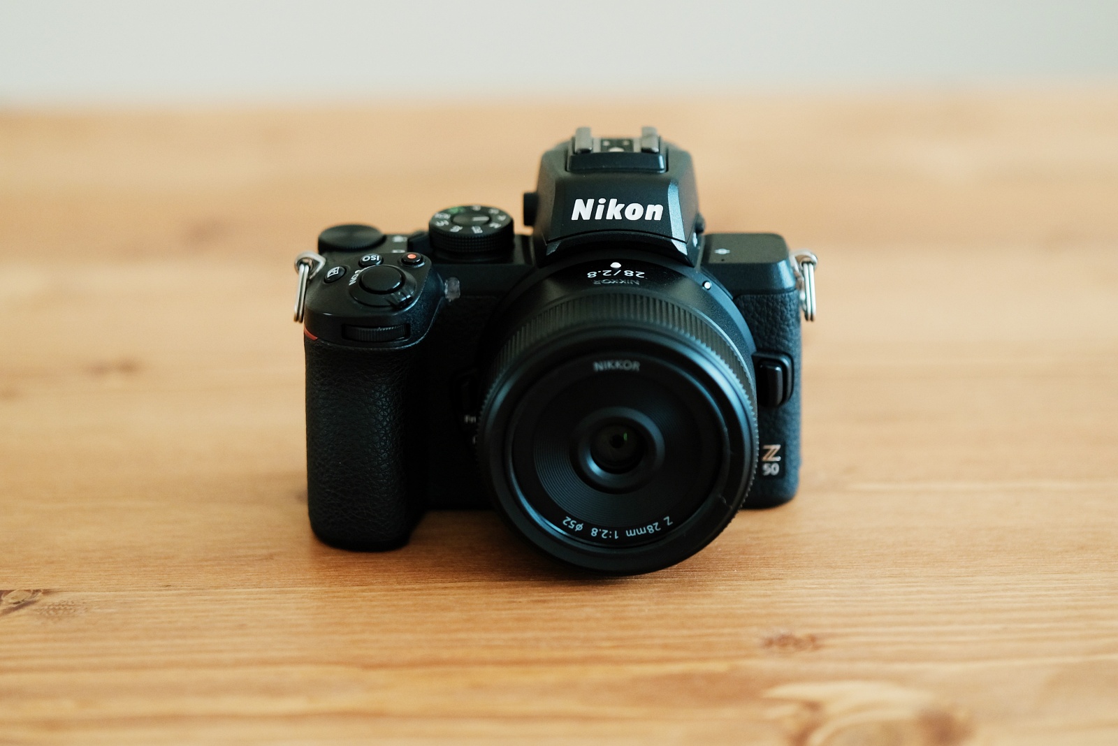 Nikon NIKKOR Z 28mm f/2.8を徹底解説。愛用者のレビュー・作例付き