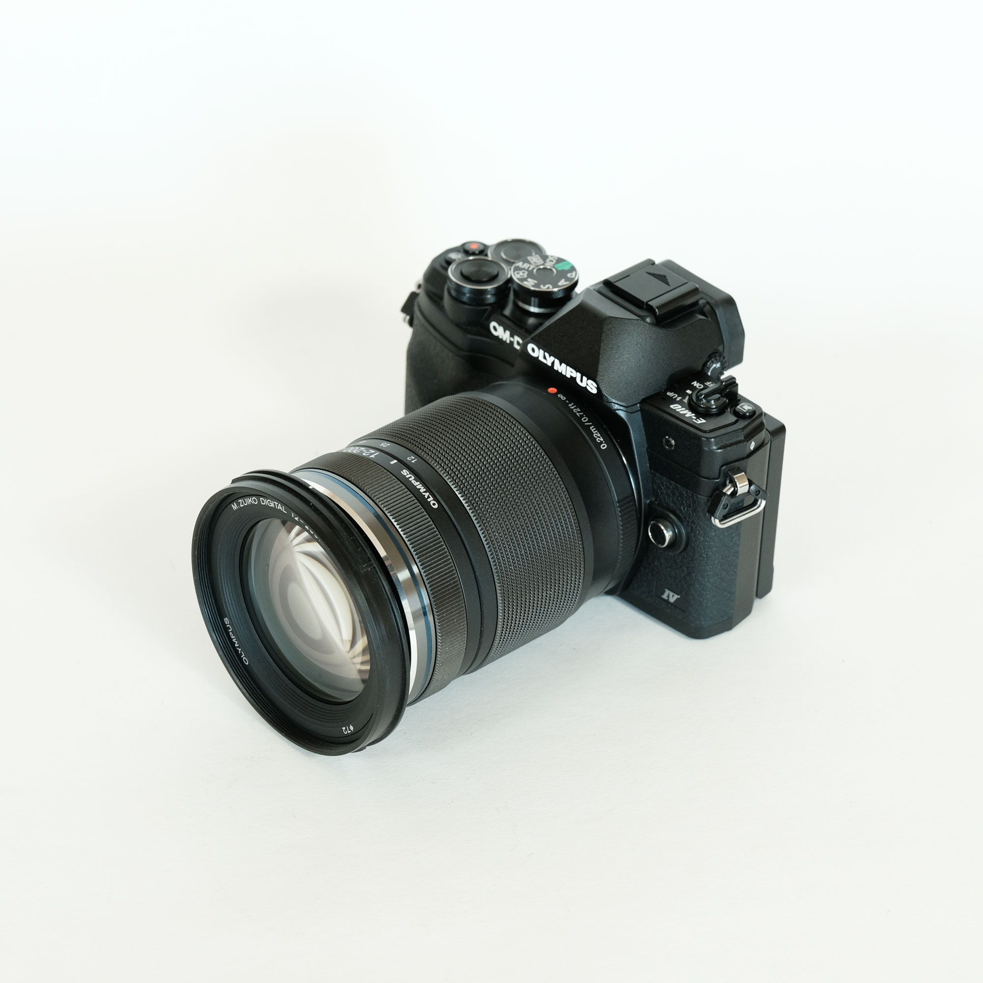 OLYMPUS OM-D E-M10 Mark IVを徹底解説。作例からおすすめレンズまで