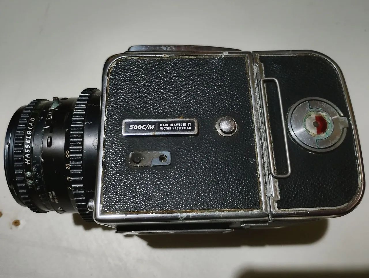 Camera Hasselblad 500c/m com Carl Zeiss Planar 1:2,8 F=80mm