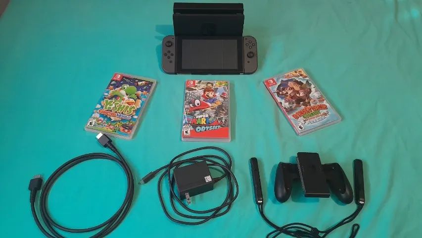 Nintendo Switch Completo + 3 Jogos Originais - Consoles de Vídeo