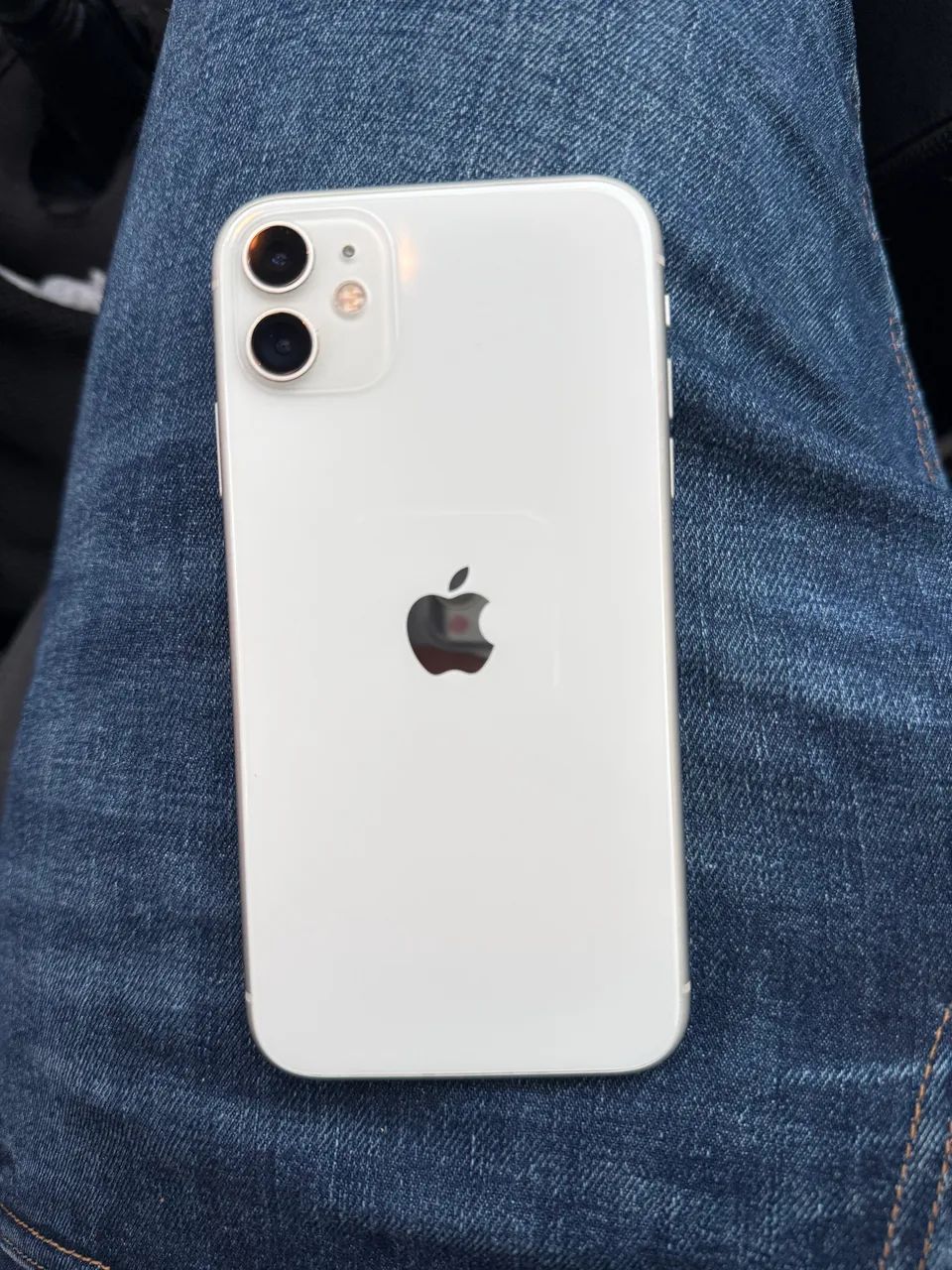 iPhone 11 Branco - 64GB - Celulares e Smartphones - Moquetá, Nova