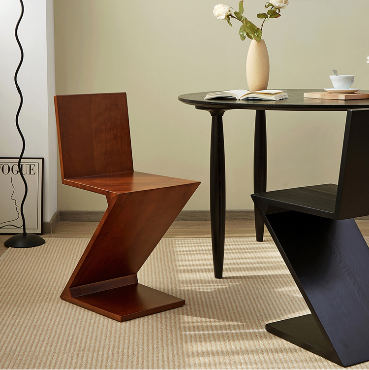 木製Z字デザインチェア | 彫刻的フォルムが映える、洗練の一脚 – CAGUUU