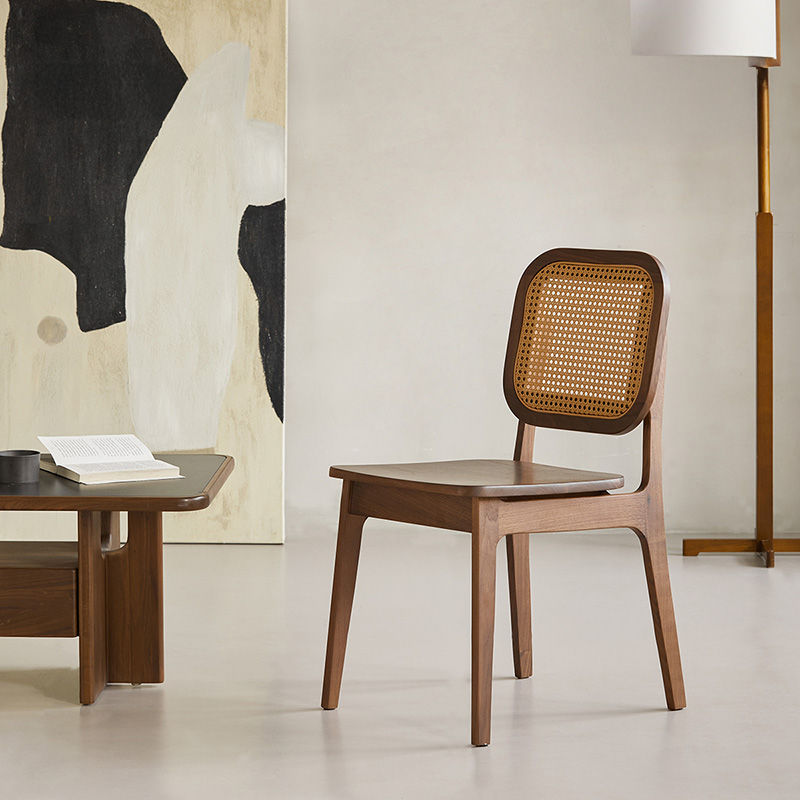 Woody Prime Walnut ウォールナット材 ラタンダイニングチェア | 天然