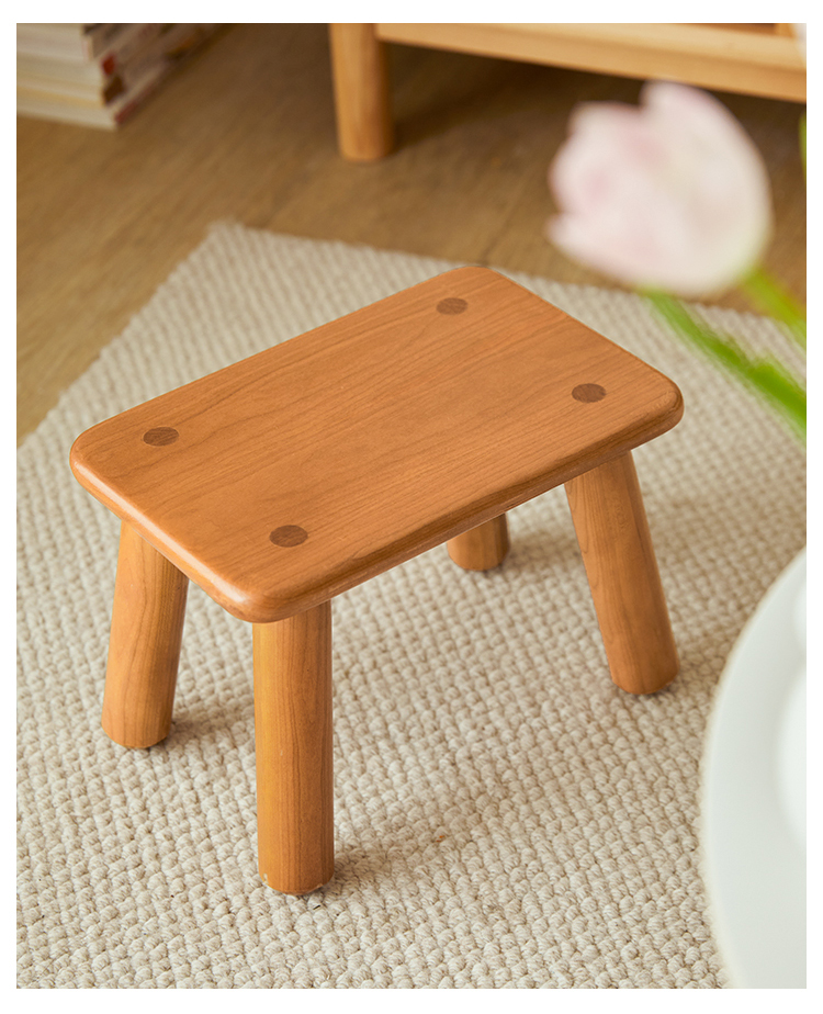 チェリー材 ミニスツール | 高級感ある素材にシンプルなデザインを