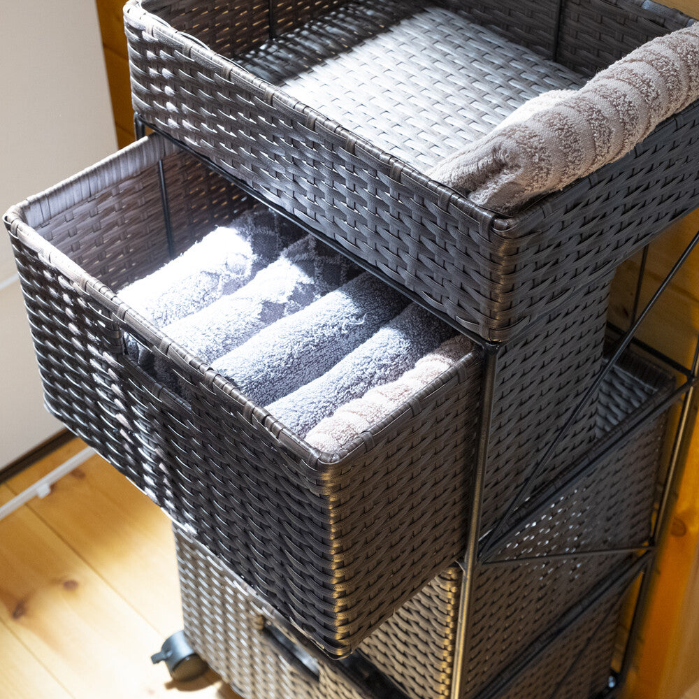 ハワイアンラタン調キャスター付き4段チェスト | 軽やかな雰囲気を