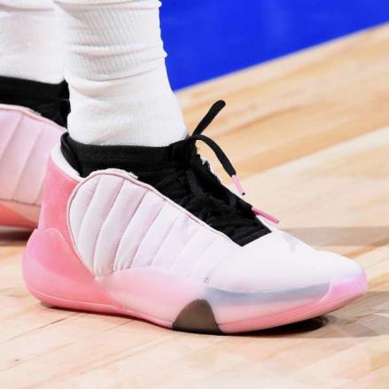 海外発売中】アディダス ハーデン ボリューム 7 クリア ピンク/コア