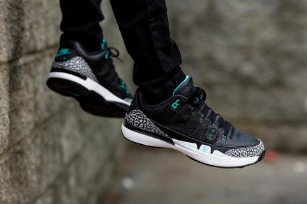 国内11月17日再販予定】 ナイキ コート ズーム ヴェイパー RF × エア