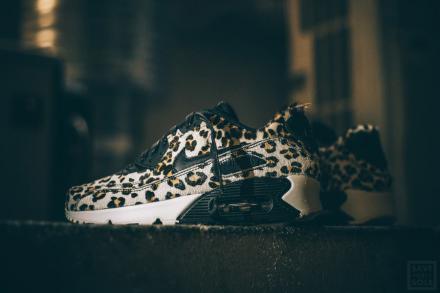 海外発売中】 ナイキ ウィメンズ エアマックス90 LX レオパード