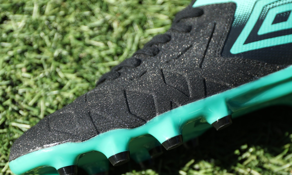 アンブロ（umbro）2019春夏モデル スパイク『ACR-CT』＆『ACCERATOR