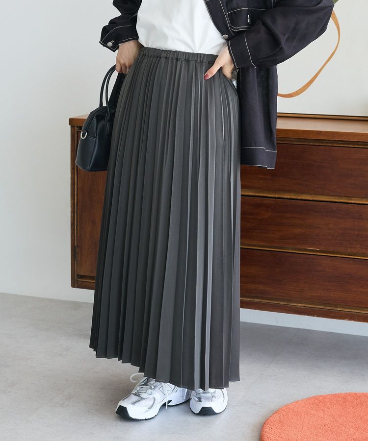 サテン変形プリーツスカート/Green Parks（グリーン パークス）の