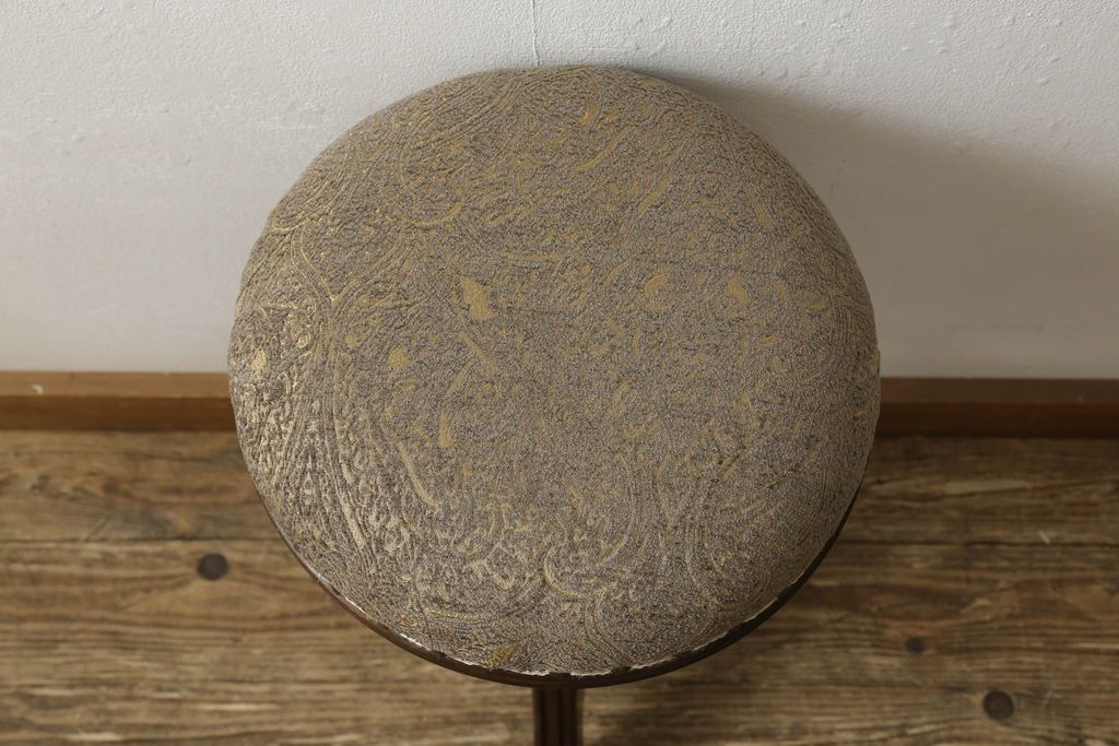 公式】アンティーク家具ラフジュ工房商品詳細ページ大正初期のスツール