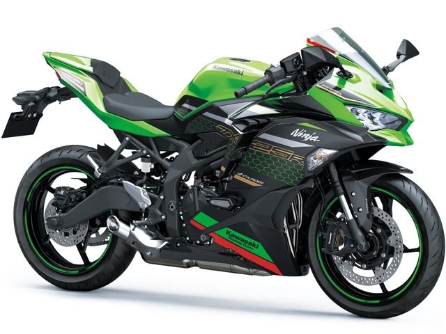 カワサキ ZX-25R SE 2021年式 2BK-ZX250Eの諸元・スペック情報
