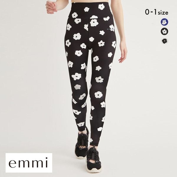 エミ WELLNESS&TRAINING ヨガ カモミール柄ブラトップ emmi