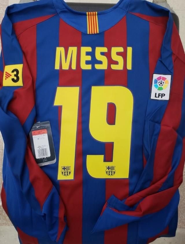 FCバルセロナ（H）05/06 長袖 メッシ＃19 + TV3パッチ付き！