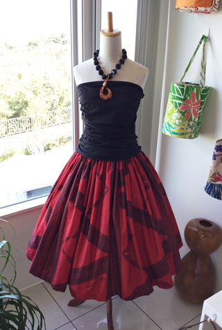 Pink Lei ピンクレイ・フラショップ:タヒチインポーツ・古典柄パウスカート