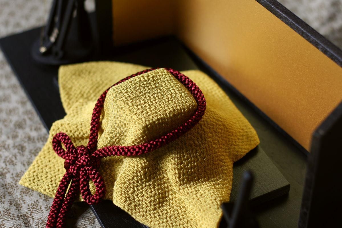 極美品☆岡崎順子 陶器製 五月人形 (黒)兜付き 3段飾り 岡崎順子 五月