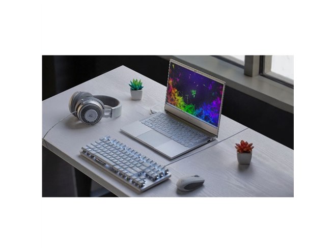 Razer、13型ゲーミングノートPC「Razer Blade Stealth 13」新モデル3