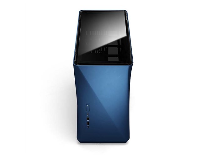 Fractal Design、曲線を描くアルミニウムパネルを採用したPCケース