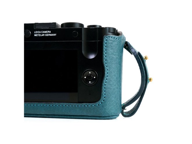 INDUSTRIA、「ライカQシリーズ」専用のストラップ付きレザーケース