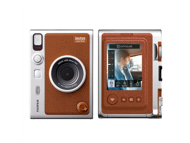 富士フイルム、最上位“チェキ”「instax mini Evo」新色Brownを本日6/29
