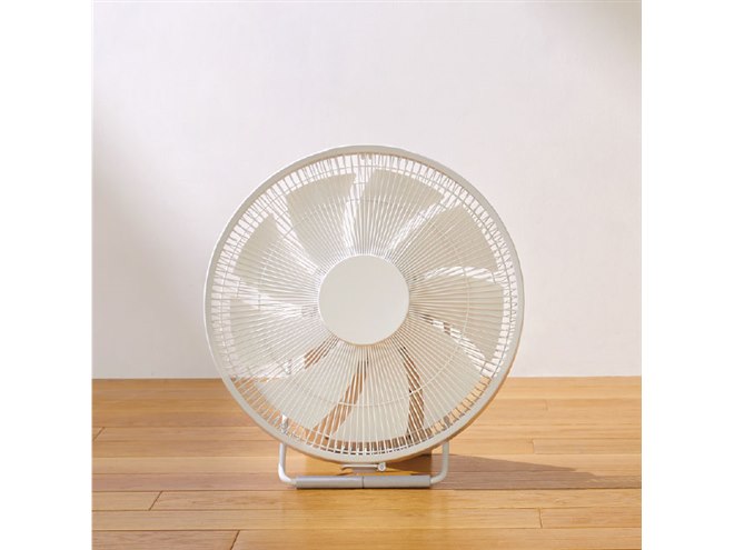 ツインバード、新開発エクセルブレード搭載の「首振りがいらない