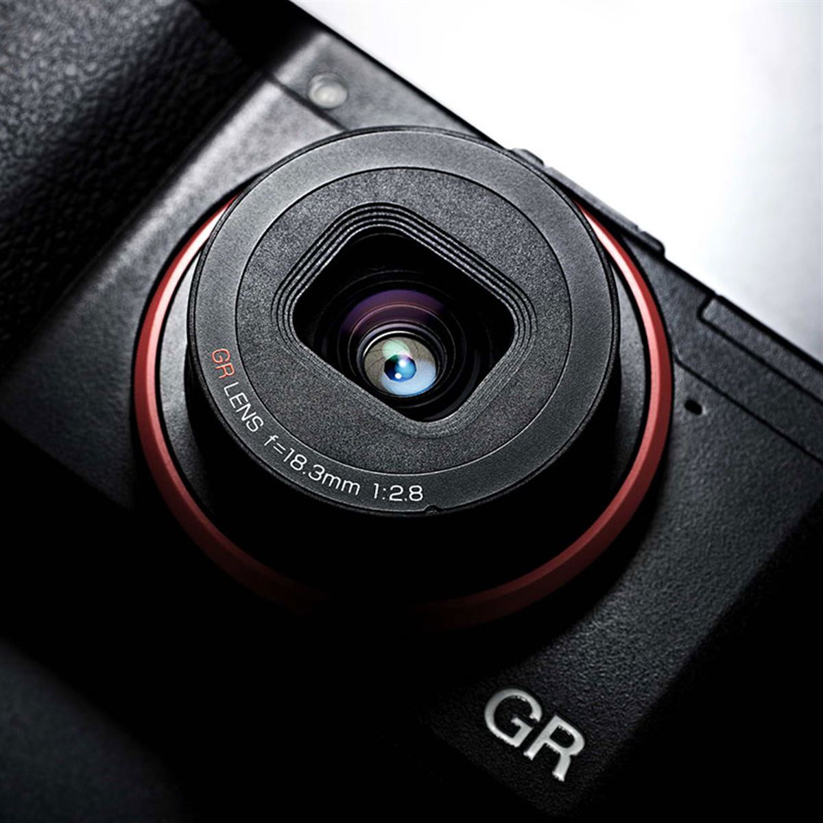 ペンタックスリコー、GR限定のREDリングやバッグがもらえる