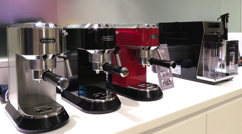 デロンギ デディカ EC680 黒 エスプレッソマシン ⚠️スチーマー故障