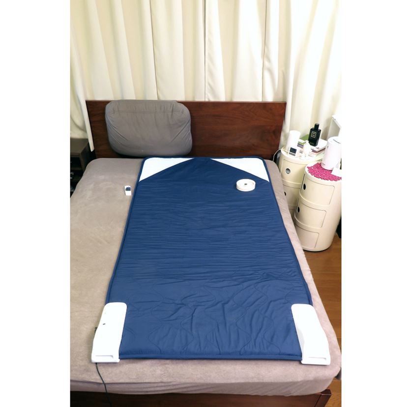 何とファン付き！ 換気できるマットレス「ドライブリーゼ」で寝てみ