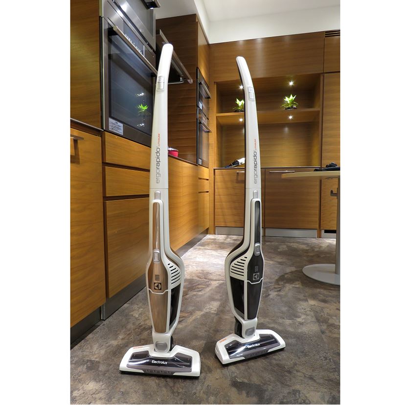 布団掃除も！ 「3in1」に進化したエレクトロラックスのスティック