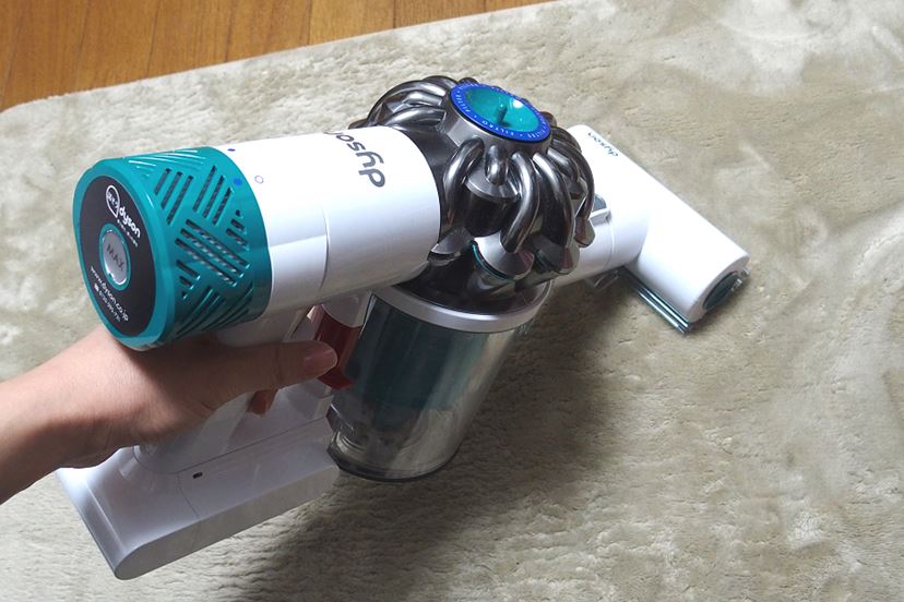 ショック！ 「Dyson V6 Mattress+」で取れた我が家のベッドのゴミを