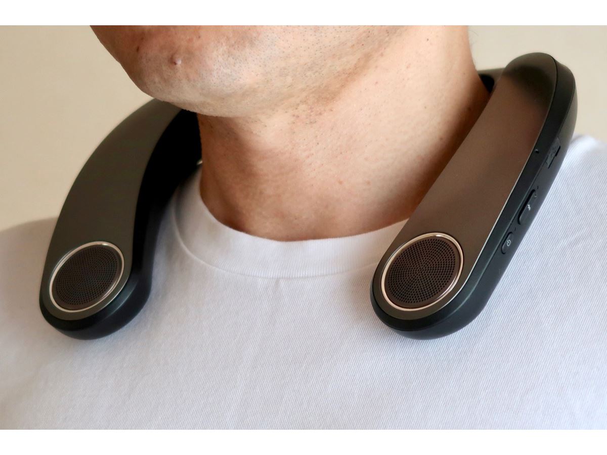 シャープの振動するネックスピーカー「AQUOSサウンドパートナー AN