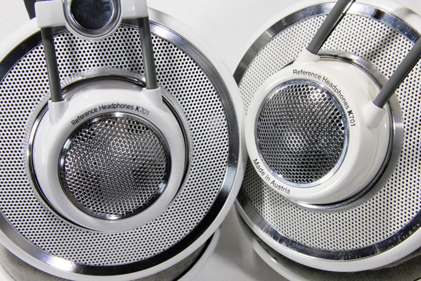 澪ホン”復活！？ 再発売されたAKG「K701」を、オーストリア製と比較