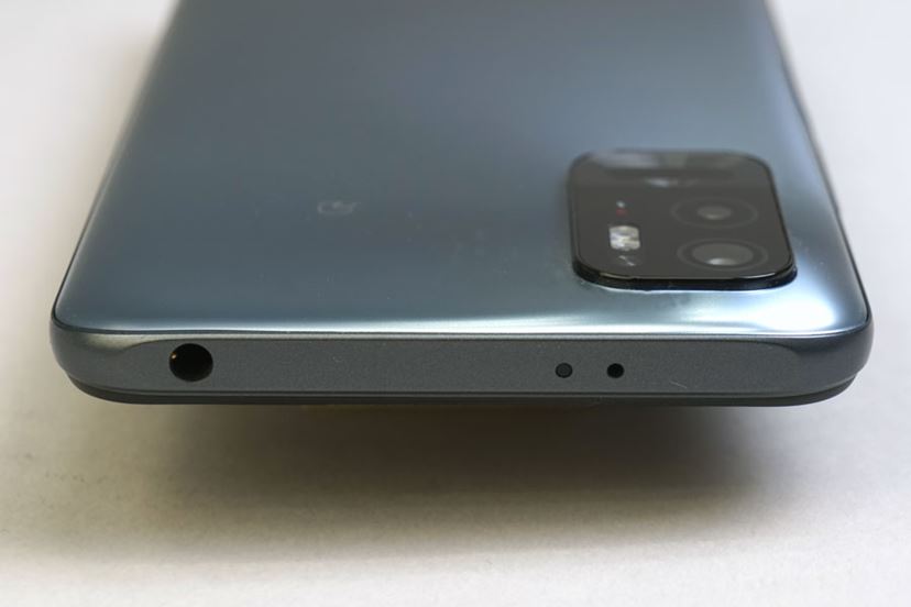 防水・FeliCa付き、90Hz対応6.5インチ大画面搭載で3万円台。シャオミ