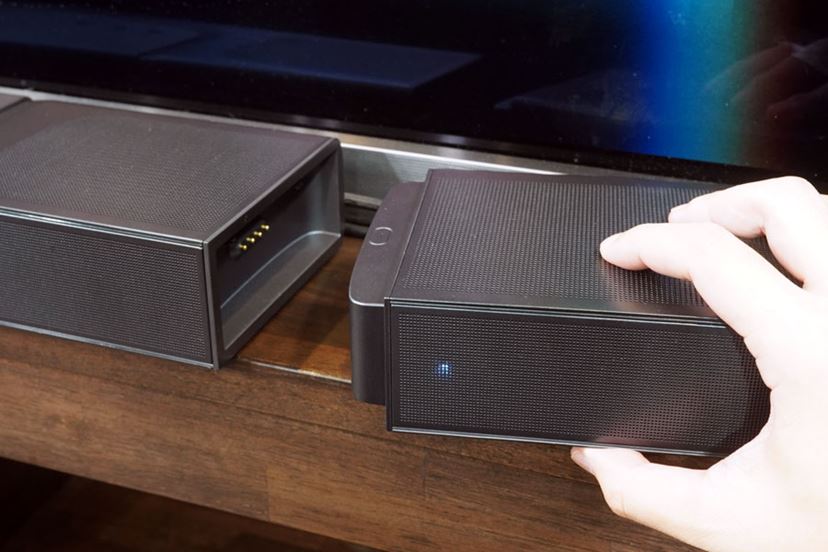 JBL「BAR1000」レビュー。リアが分離して1台でリアル7.1.4chを実現する