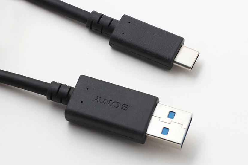 デジタルカメラの「付属のUSBケーブルをご使用ください」にはちゃんと