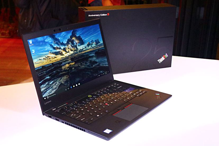 ThinkPad 700C」から25年！ クラシックな7列キーボード搭載の記念