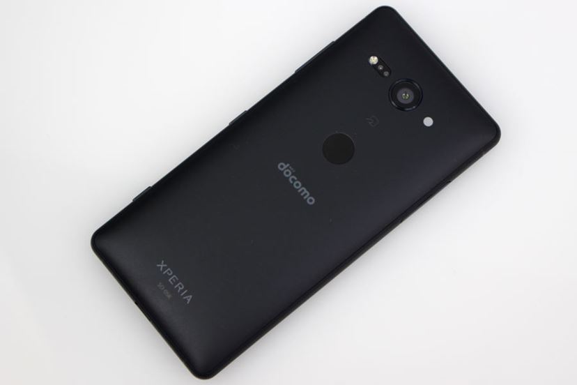 ハイエンド機の性能を小さなボディに凝縮した「Xperia XZ2 Compact SO