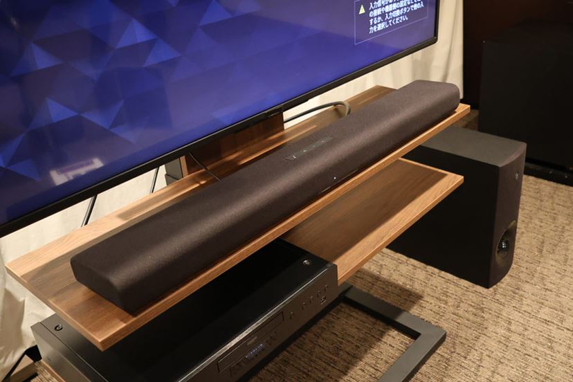 ハイトスピーカー搭載のヤマハサウンドバー「SR-X40A」を「SR-B30A」と