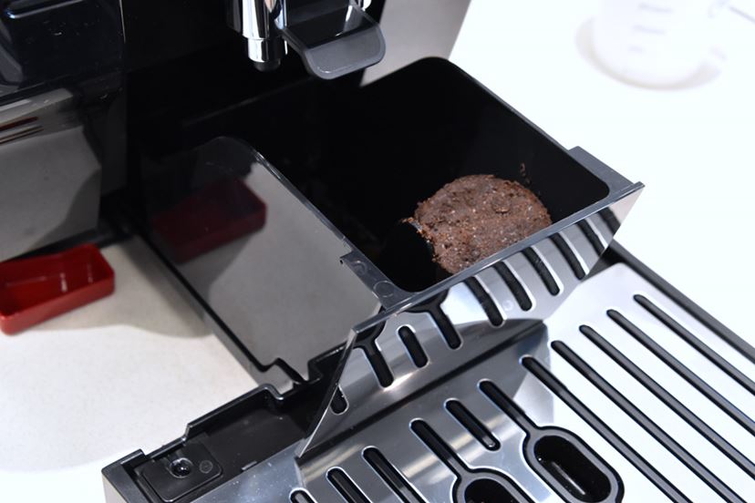 フワッフワ泡の本格カプチーノがワンタッチで！ 人気No.1の全自動