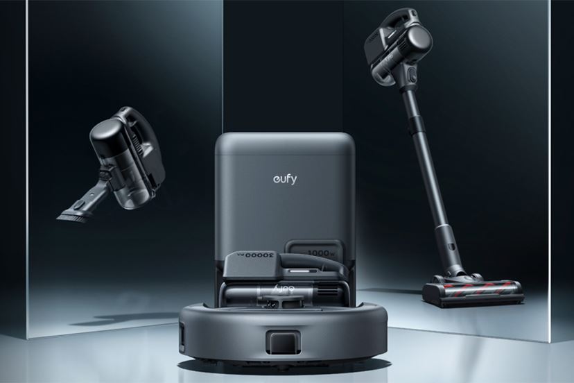 ついに登場！ ロボット/スティック/ハンディの1台3役サイクロン式掃除