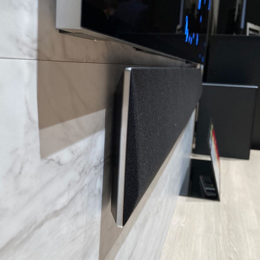 LGから新しいサウンドバー「SG10TY」登場！ すっきり壁掛けできる